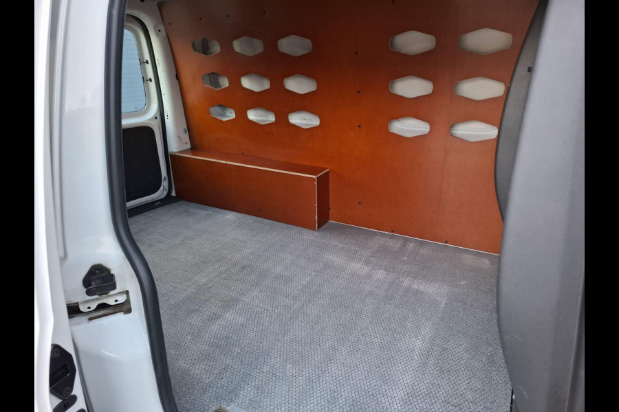 Volkswagen Caddy 2.0 TDI L2H1 BMT Maxi Trendline AUTOMAAT / NAVI / AIRCO / EURO 6