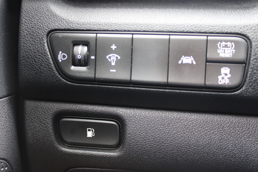 Kia Niro 1.6 GDi Hybrid DynamicLine | Trekhaak | JBL | Adaptieve cruise | Camera | Carplay