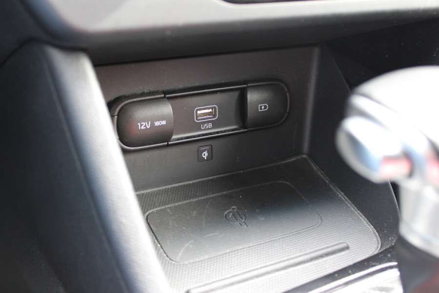 Kia Niro 1.6 GDi Hybrid DynamicLine | Trekhaak | JBL | Adaptieve cruise | Camera | Carplay