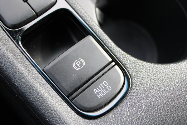 Kia Niro 1.6 GDi Hybrid DynamicLine | Trekhaak | JBL | Adaptieve cruise | Camera | Carplay