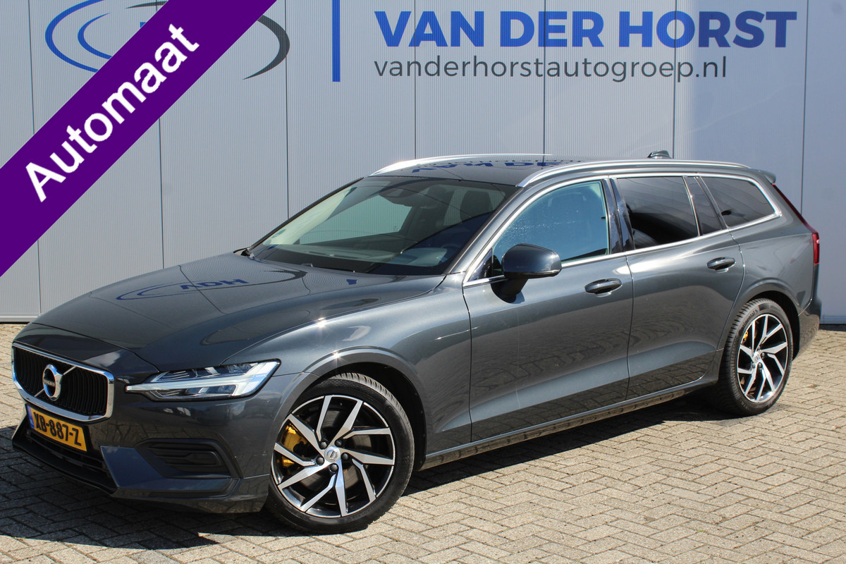 Volvo V60 2.0-250pk T5 Momentum AUTOMAAT ! Fijne comfortabele, luxe en degelijke wagen ! Autm. airco dual, panodak en achterklep elektrisch, wegklapbare trekhaak, LM wielen, metallic lak, navigatie, telefoonvoorb., lederen int., parkeersensoren v+a,  LED verl. etc.