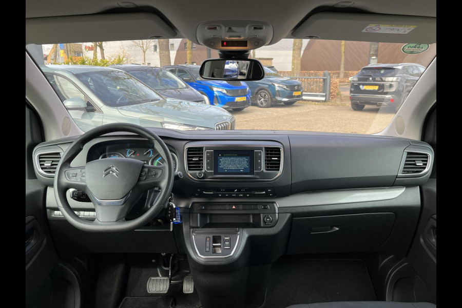 Citroën ë-Jumpy 50kWh XL 8PL VAN: 23.900,- excl.btw VOOR: 20.877,- excl. btw UW LENTEVOORDEEL: 3.023,- | RIJKLAARPRIJS incl. 12mn BOVAG | SOH 88% |