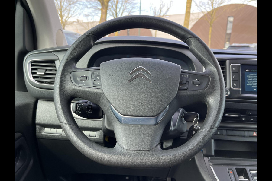 Citroën ë-Jumpy 50kWh XL 8PL VAN: 23.900,- excl.btw VOOR: 20.877,- excl. btw UW LENTEVOORDEEL: 3.023,- | RIJKLAARPRIJS incl. 12mn BOVAG | SOH 88% |