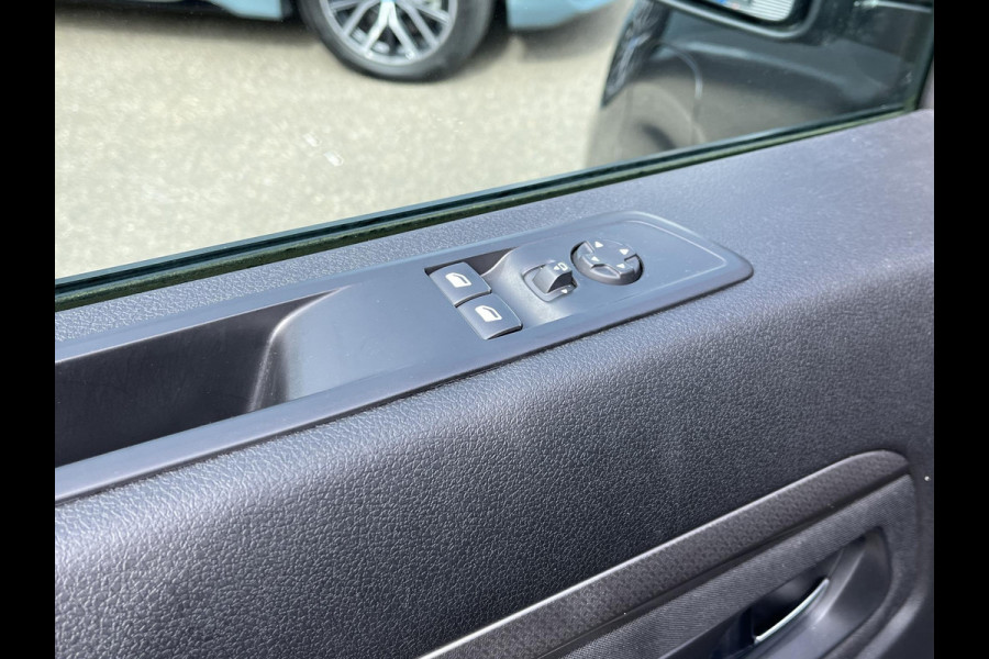 Citroën ë-Jumpy 50kWh XL 8PL VAN: 23.900,- excl.btw VOOR: 20.877,- excl. btw UW LENTEVOORDEEL: 3.023,- | RIJKLAARPRIJS incl. 12mn BOVAG | SOH 88% |