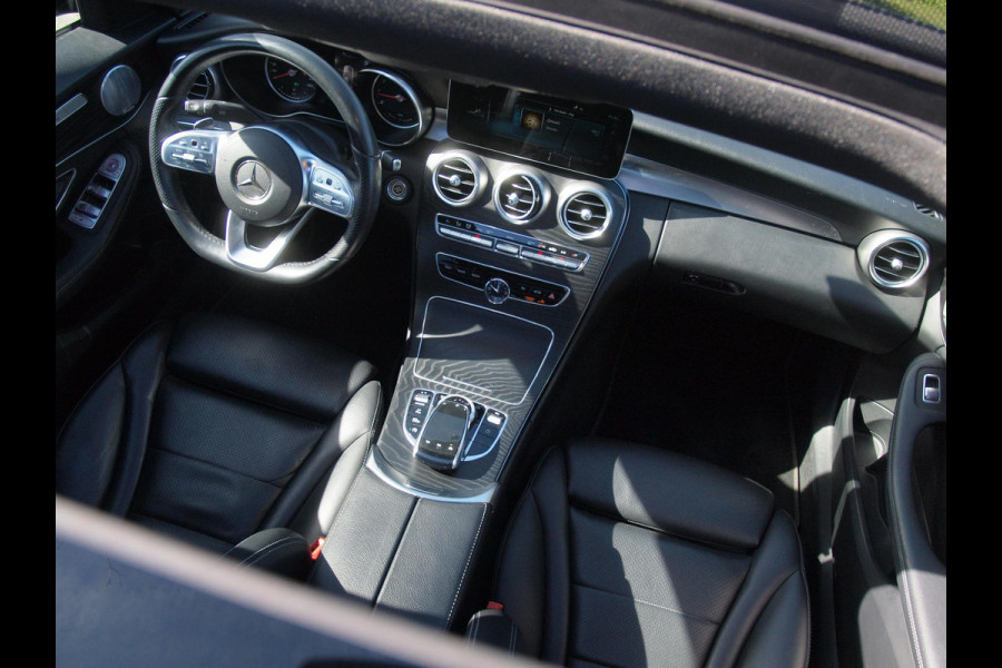 Mercedes-Benz C-Klasse 200 Premium Plus Pack | AMG Line | Panoramadak | Camera | Burmester | Sfeerverlichting |