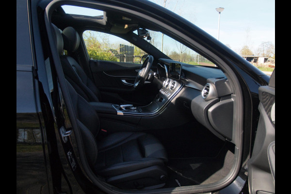 Mercedes-Benz C-Klasse 200 Premium Plus Pack | AMG Line | Panoramadak | Camera | Burmester | Sfeerverlichting |
