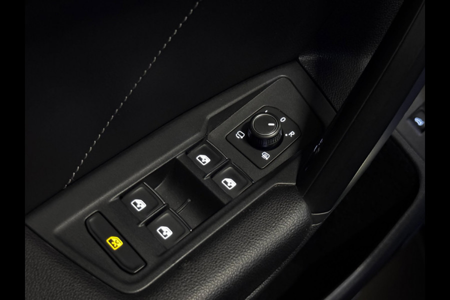 Volkswagen Tiguan 2.0 TSI 4Motion 3X R-LINE | IQ LIGHT | 360 CAM | HUD | VOL!