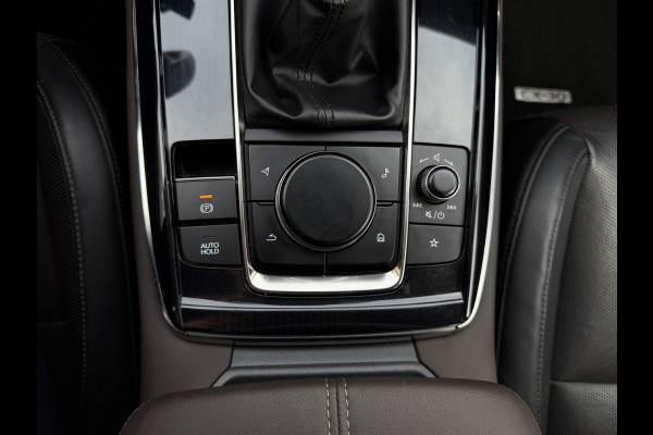 Mazda CX-30 2.0 e-SkyActiv-X M Hybrid Luxury / Trekhaak / Head-Up / Keyless / Leder / Adap. Cruise / Camera