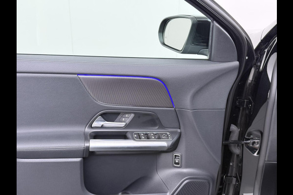 Mercedes-Benz EQA 250+ Luxury Line 71 kWh VAN: 35.900,- VOOR: 32.877,- UW LENTEVOORDEEL: 3.023,- | RIJKLAARPRIJS incl. 12mnd BOVAG