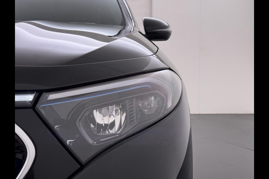 Mercedes-Benz EQA 250+ Luxury Line 71 kWh VAN: 35.900,- VOOR: 32.877,- UW LENTEVOORDEEL: 3.023,- | RIJKLAARPRIJS incl. 12mnd BOVAG