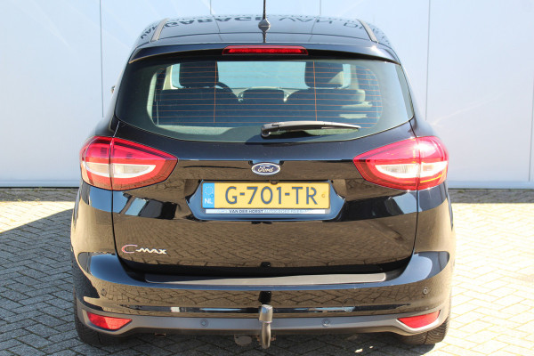 Ford C-MAX 1.0-125pk Titanium. Erg goed onderhouden hoogzitter, afkomstig van de 1e eig. Autm. airco dual, cruise control, navigatie, telefoonvoorb., voorraamverw., trekhaak, all season banden rondom, camera, parkeersensoren v+a etc.