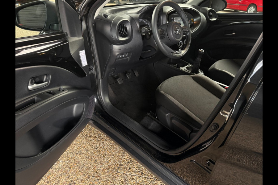 Toyota Aygo X 1.0 VVT-i MT Play Camera 25000 km