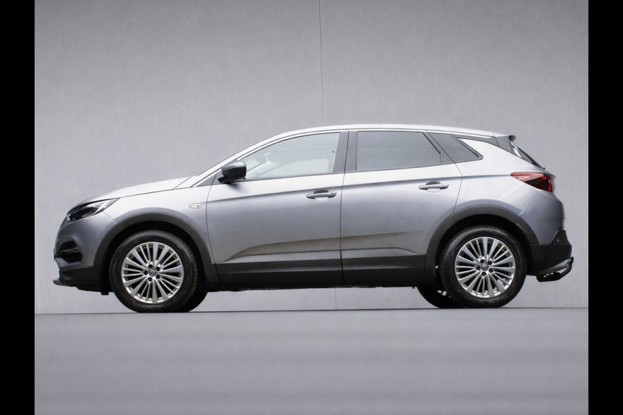 Opel Grandland X 1.2 Turbo Innovation Sport (APPLE CARPLAY,NAVI,CAMERA,CLIMATE,CRUISE,LED,GETINT,TREKHAAK,SPORTSTOELEN,LM VELGEN)