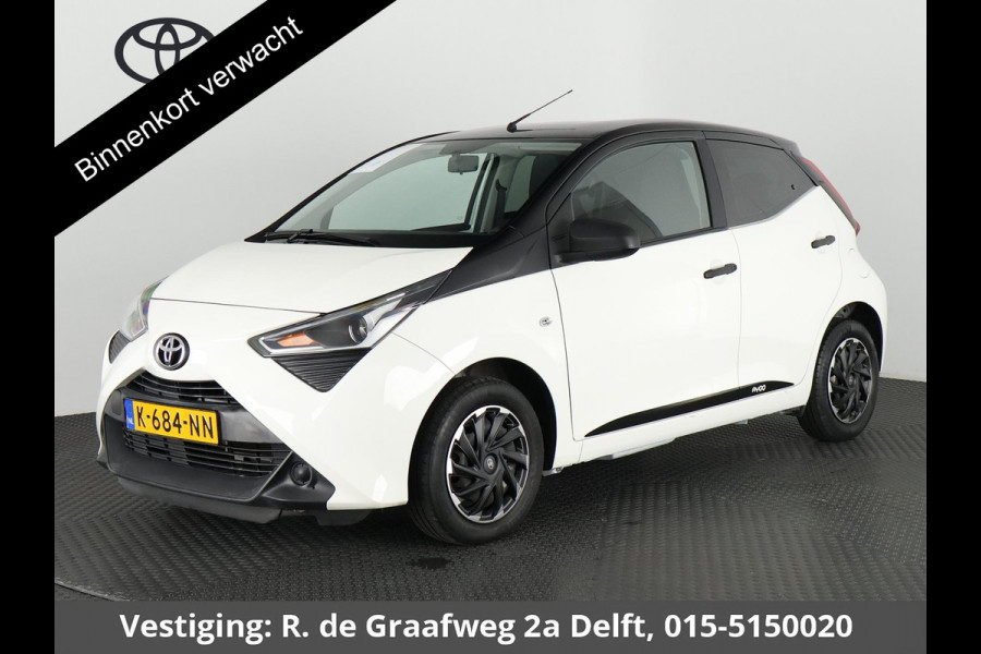 Toyota Aygo 1.0 VVT-i X-Fun Bi-Tone | 1e eigenaar | Airco | Bluetooth | Privacy Glass |