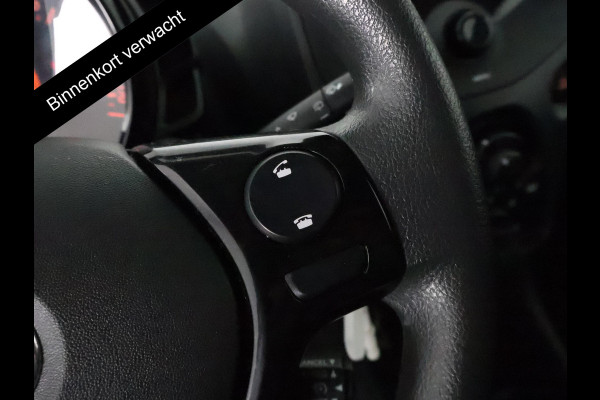 Toyota Aygo 1.0 VVT-i X-Fun Bi-Tone | 1e eigenaar | Airco | Bluetooth | Privacy Glass |