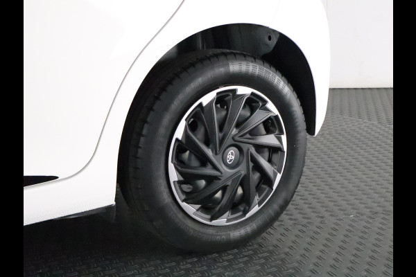 Toyota Aygo 1.0 VVT-i X-Fun Bi-Tone | 1e eigenaar | Airco | Bluetooth | Privacy Glass |