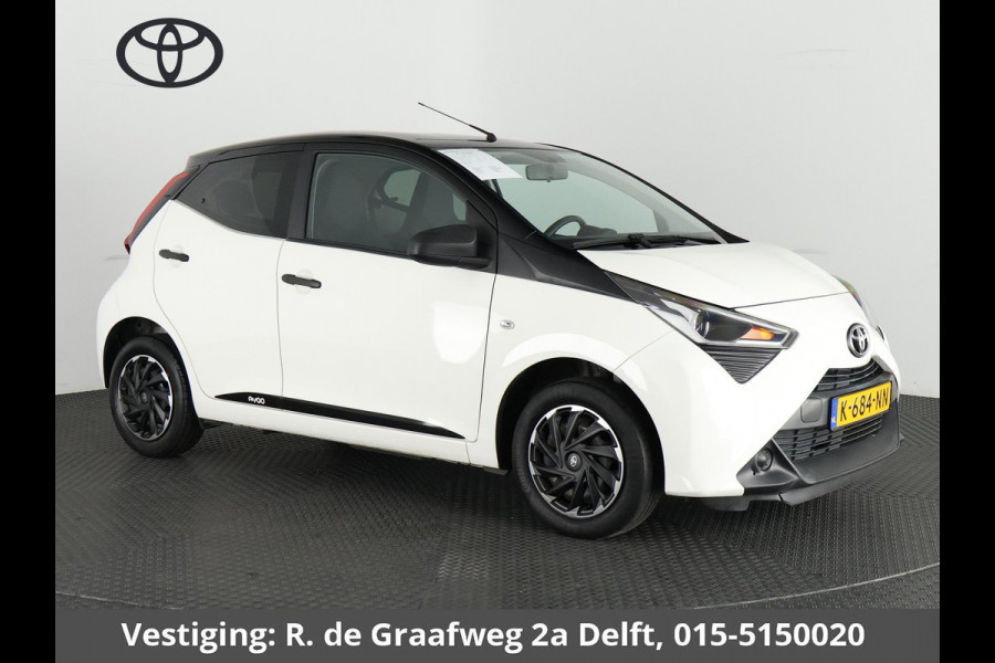Toyota Aygo 1.0 VVT-i X-Fun Bi-Tone | 1e eigenaar | Airco | Bluetooth | Privacy Glass |