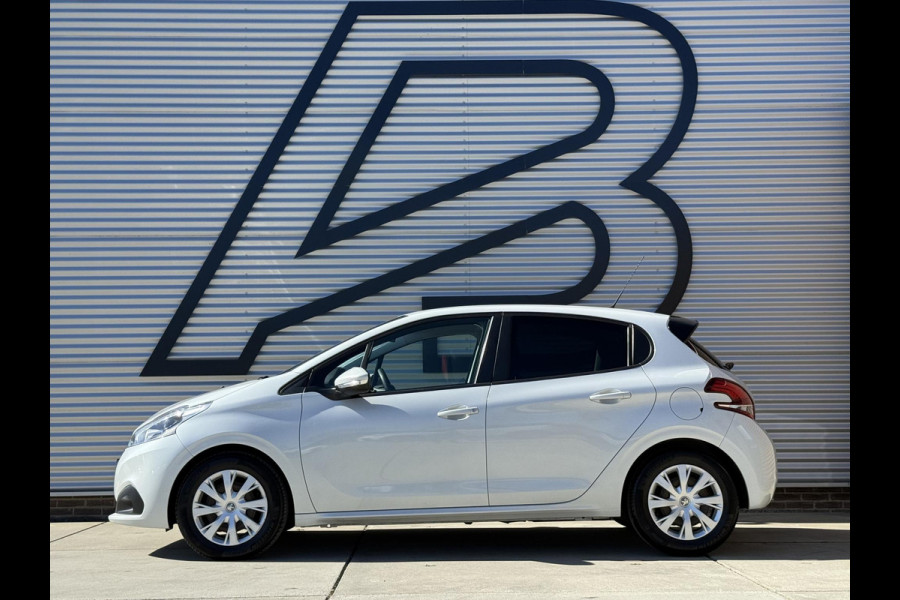 Peugeot 208 1.2 PureTech Blue Lion Navi|Carplay|Airco|D-riem v.v. in 2024|Cruise|PDC|CarplayN.A.P|Nieuwe APK bij Aflevering