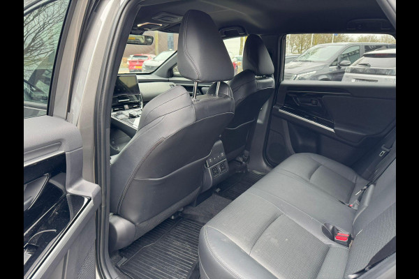 Toyota Bz4x Premium 71 kWh VAN: 39.900,- VOOR: 36.877,- UW LENTEVOORDEEL: 3.023,- | MEGA VOLLE AUTO | 10 jaar TOYOTA GARANTIE | TREKHAAK