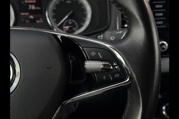 Škoda Karoq 1.5 TSI ACT Style APPLE CARPLAY CAMERA NAVI CLIMATE PDC