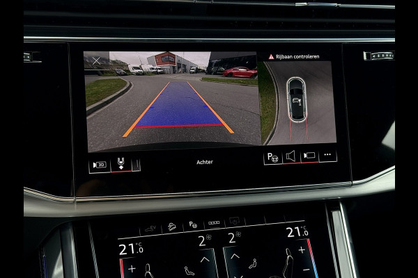 Audi Q8 60 TFSI e Competition | Pano | Luchtvering | B&O | Matrix | 360 | Carplay | Memory | NL Auto | Sfeerverichting | 1e eig.