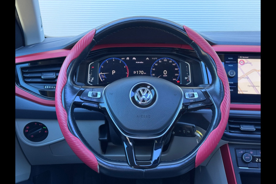 Volkswagen Polo 1.0 TSI Beats Pano/AppleCar/Camera/Virtual