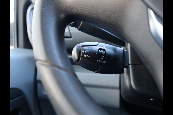 Peugeot Expert 231S 2.0 BlueHDI 123pk L2 - CarPlay - 3 Zits - Premium Pack