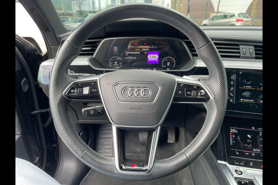 Audi e-tron Sportback 55 quattro S edition 95 kWh VAN € 39.900,- VOOR € 36.877,- UW LENTEVOORDEEL  € 3.023,-! | SOH 95% | S LINE BLACKLINE  | B&O AUDIO | ADAPTIVE CRUISE | 360 CAMERA | KEYLESS ENTRY