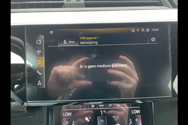 Audi e-tron Sportback 55 quattro S edition 95 kWh VAN € 39.900,- VOOR € 36.877,- UW LENTEVOORDEEL  € 3.023,-! | SOH 95% | S LINE BLACKLINE  | B&O AUDIO | ADAPTIVE CRUISE | 360 CAMERA | KEYLESS ENTRY