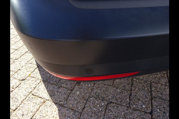 Volkswagen Caddy 2.0 TDI L2H1 VW MAXI LAADRUIMTE INRICHTING AIRCO CRUISE ALARM PDCM