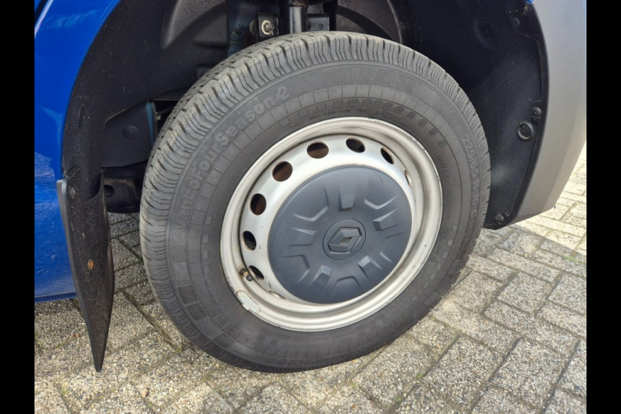 Renault Master Red 150-35 L1H2 Euro 6 58.000 Km Ac 12-20