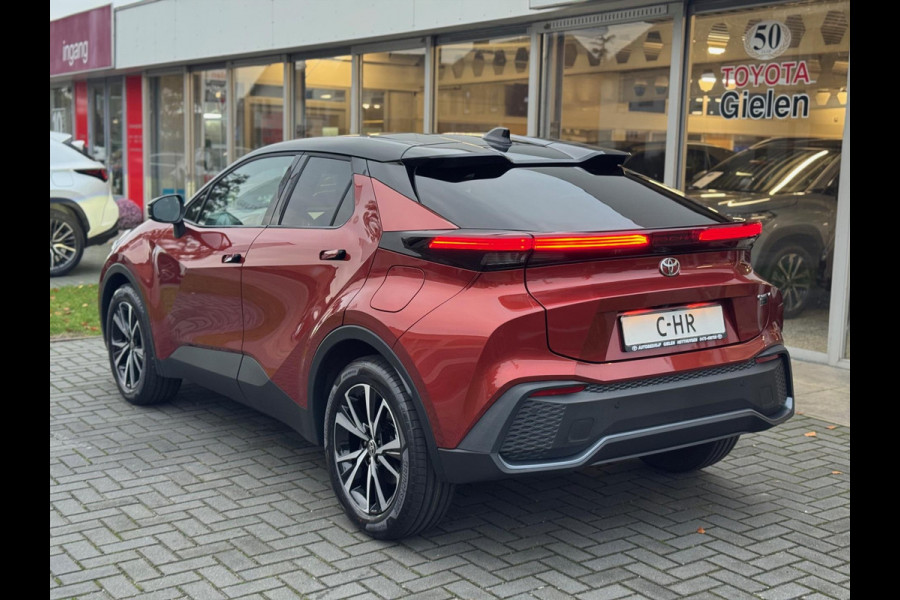 Toyota C-HR 2.0 High Power PHEV 223pk First edition | Elektrische achterklep, Stoel + Stuurverwarming, Dodehoekherkenning