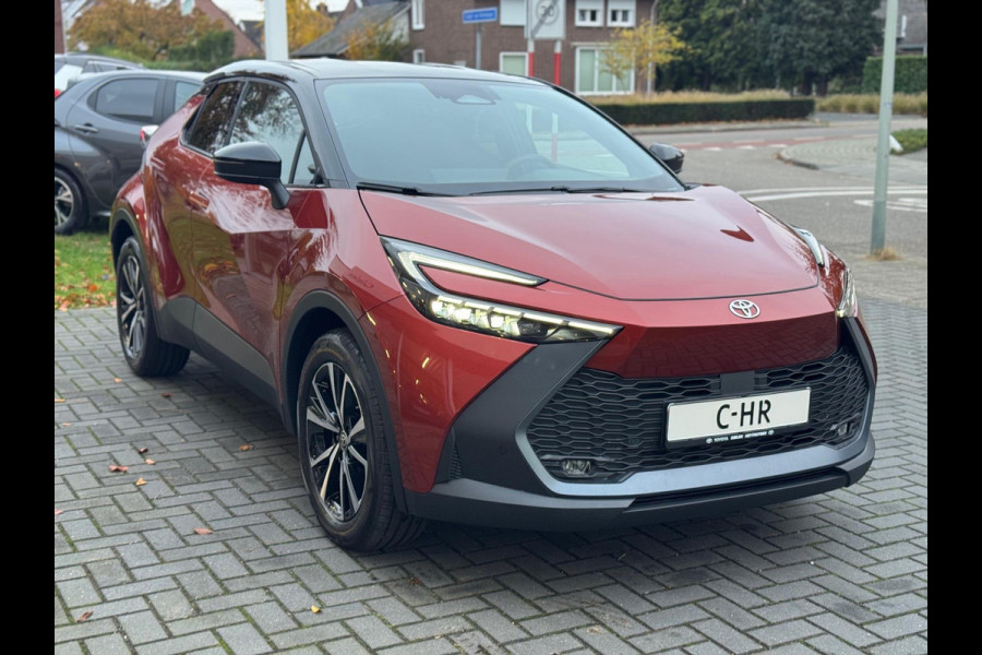 Toyota C-HR 2.0 High Power PHEV 223pk First edition | Elektrische achterklep, Stoel + Stuurverwarming, Dodehoekherkenning