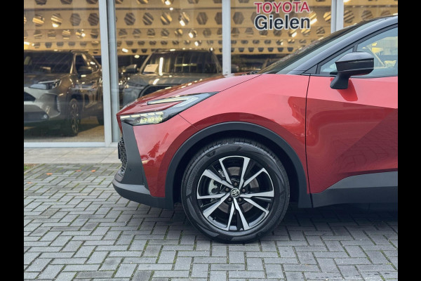 Toyota C-HR 2.0 High Power PHEV 223pk First edition | Elektrische achterklep, Stoel + Stuurverwarming, Dodehoekherkenning