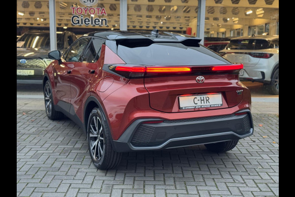 Toyota C-HR 2.0 High Power PHEV 223pk First edition | Elektrische achterklep, Stoel + Stuurverwarming, Dodehoekherkenning