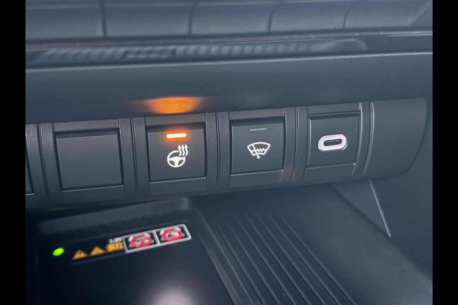 Toyota C-HR 2.0 High Power PHEV 223pk First edition | Elektrische achterklep, Stoel + Stuurverwarming, Dodehoekherkenning