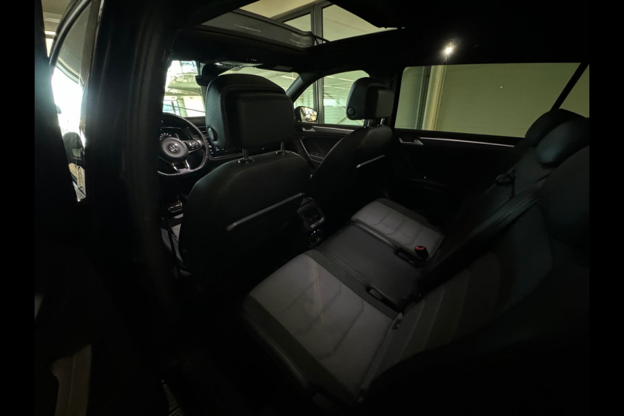 Volkswagen Tiguan Allspace 1.5 TSI Business R Line 7p. Pano