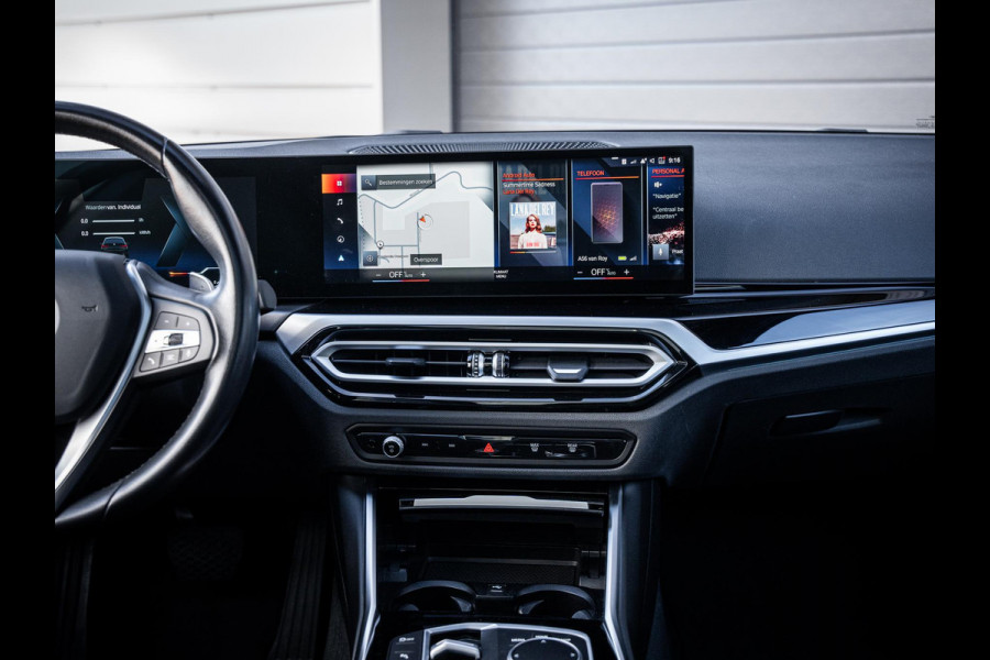 BMW 3 Serie Touring 320e - Sport l Panorama l ACC l 19'' l Led l Sfeerverlichting l Auto carplay