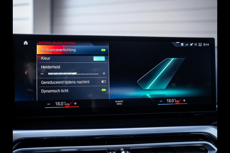 BMW 3 Serie Touring 320e - Sport l Panorama l ACC l 19'' l Led l Sfeerverlichting l Auto carplay