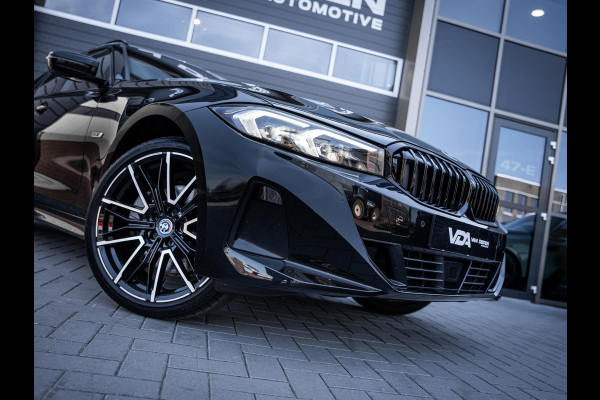 BMW 3 Serie Touring 320e - Sport l Panorama l ACC l 19'' l Led l Sfeerverlichting l Auto carplay