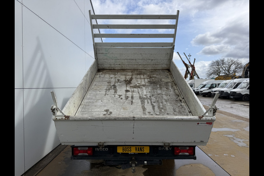 Iveco Daily 35C14 2.3 Kipper Dubbele Cabine Dubbellucht 6 Stoelen Airco Cruise Control Trekhaak Luchtgeveerde stoel