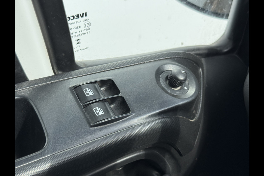 Iveco Daily 35C14 2.3 Kipper Dubbele Cabine Dubbellucht 6 Stoelen Airco Cruise Control Trekhaak Luchtgeveerde stoel