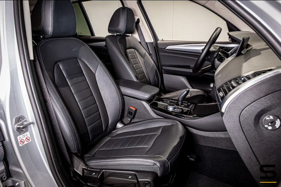 BMW X3 XDrive30e High Executive|Cam|Leder|1eig|StoelV|AppleC