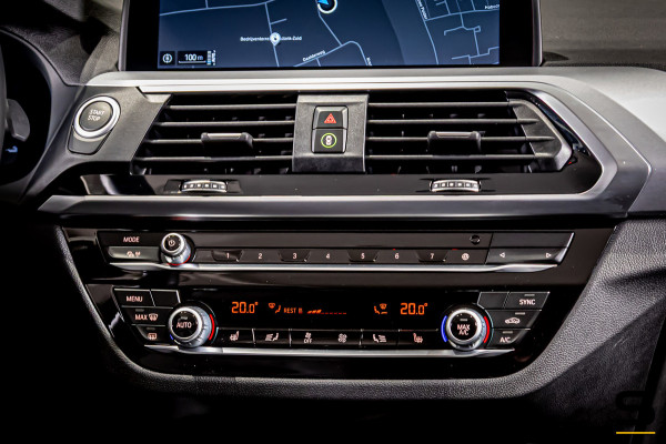 BMW X3 XDrive30e High Executive|Cam|Leder|1eig|StoelV|AppleC