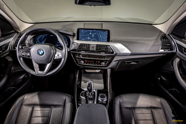 BMW X3 XDrive30e High Executive|Cam|Leder|1eig|StoelV|AppleC