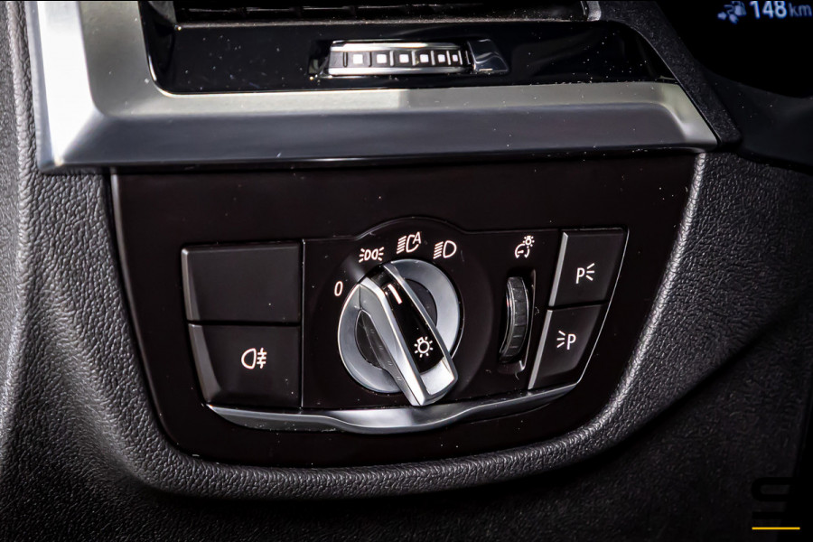 BMW X3 XDrive30e High Executive|Cam|Leder|1eig|StoelV|AppleC