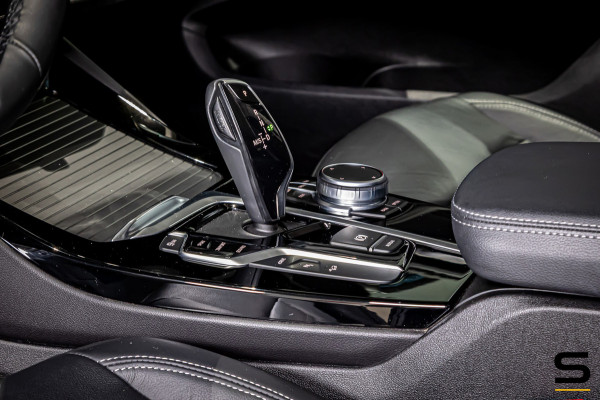 BMW X3 XDrive30e High Executive|Cam|Leder|1eig|StoelV|AppleC