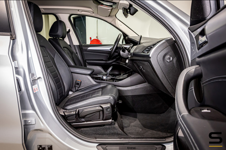 BMW X3 XDrive30e High Executive|Cam|Leder|1eig|StoelV|AppleC
