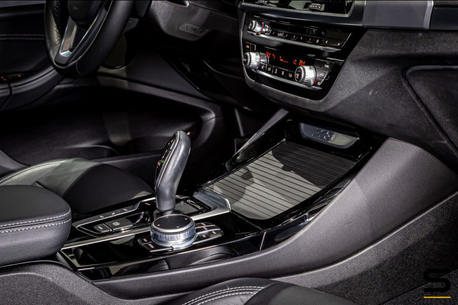 BMW X3 XDrive30e High Executive|Cam|Leder|1eig|StoelV|AppleC