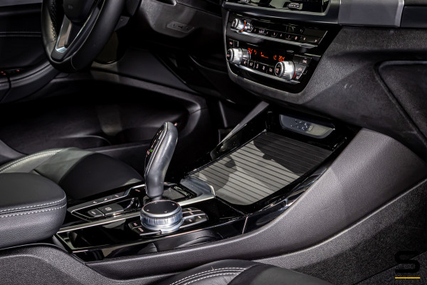 BMW X3 XDrive30e High Executive|Cam|Leder|1eig|StoelV|AppleC